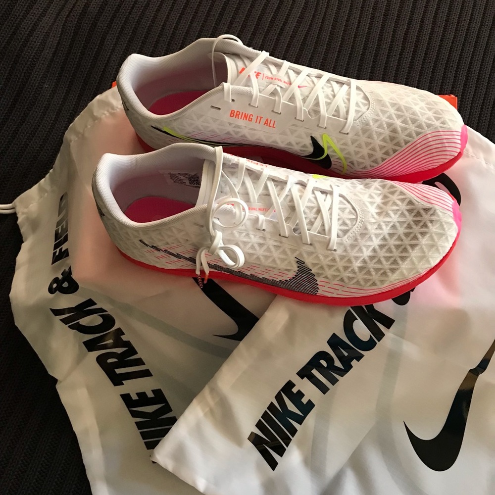 Nike Zoom Rival Waffle 5 Sneakers             Men’s Size 11/ Women’s Size 12.5